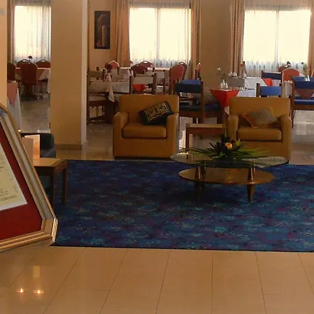 Crown Hotel Nikozja